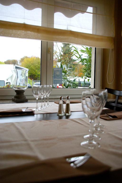 Hotel Charly'S Gare Senningerberg Esterno foto